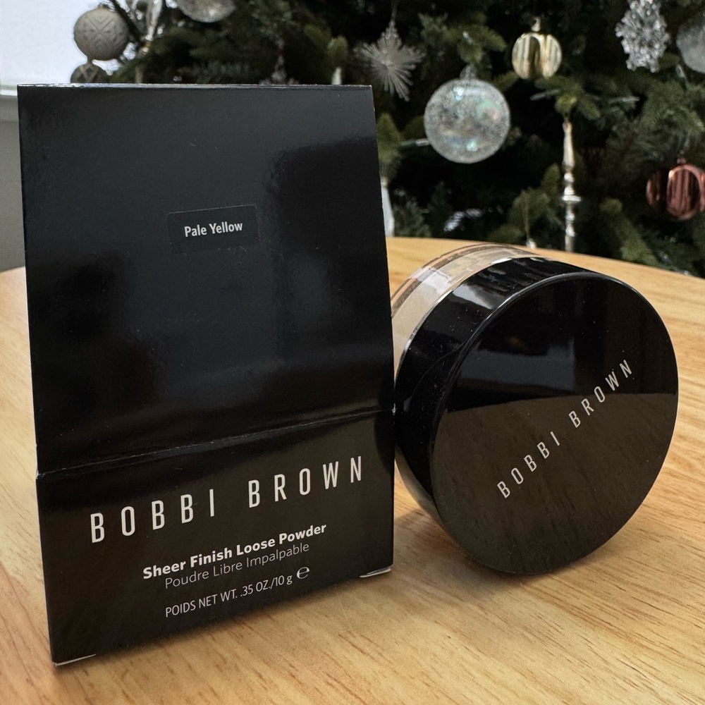 New! Bobbi brown SHEER FINISH LOOSE POWDER - pale yellow